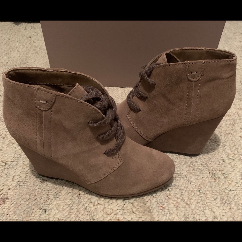 Dolce Vita boots brand new without box